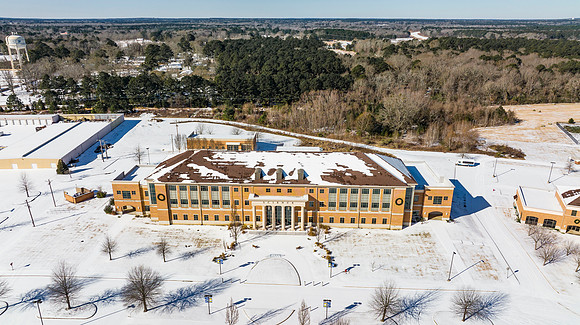 Snowy Campus _63