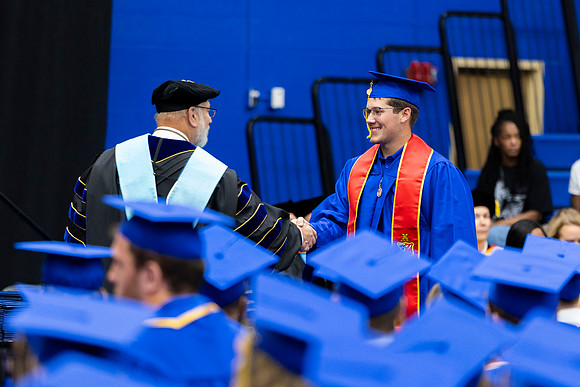 SAUSummerCommencement25_66