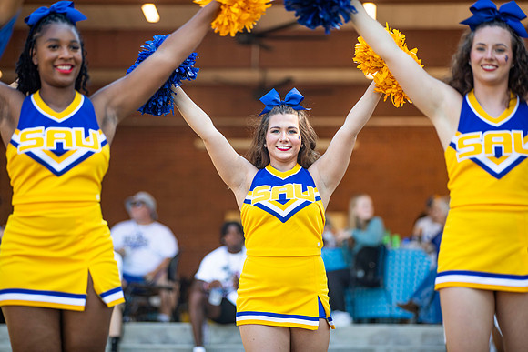 Football SAU vs SNU100