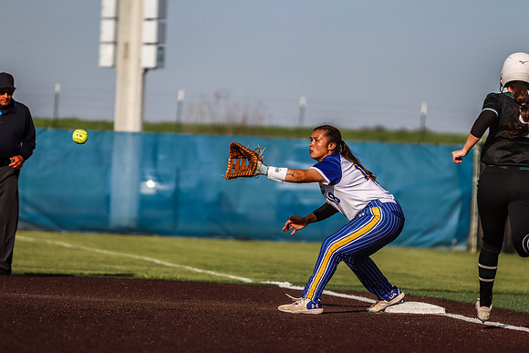 SAU SOFTBALL-056