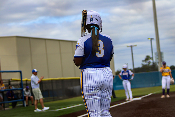 SAU SOFTBALL-213