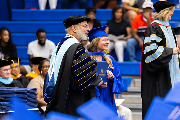 SAUSummerCommencement25_87