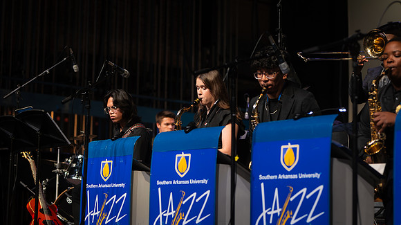 Jazz Showcase SP24-36