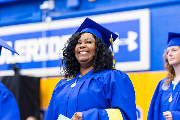 SAUSummerCommencement25_14