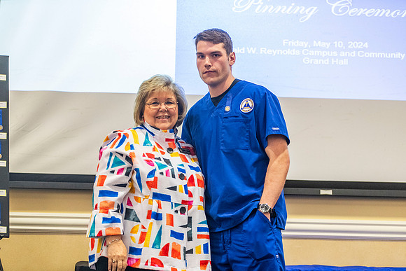 NursingPinningSP24_39