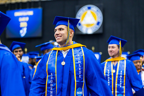 SAUSummerCommencement25_156