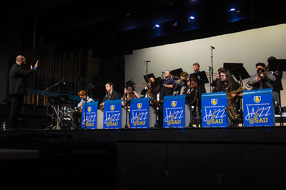 Jazz Showcase SP24-44
