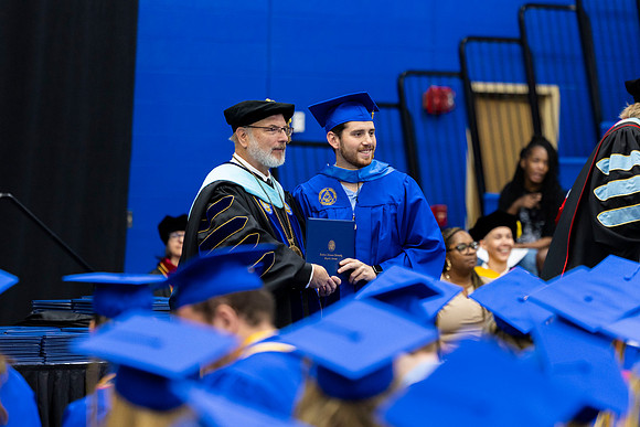 SAUSummerCommencement25_75