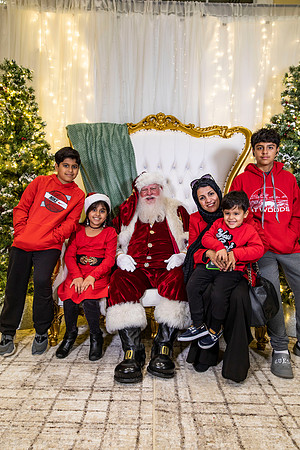 Photos with Santa_83