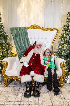 Photos with Santa_95
