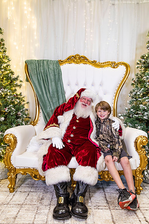 Photos with Santa_35