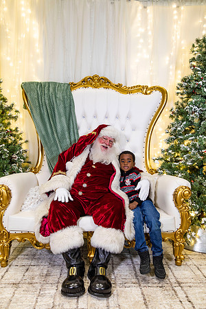 Photos with Santa_49
