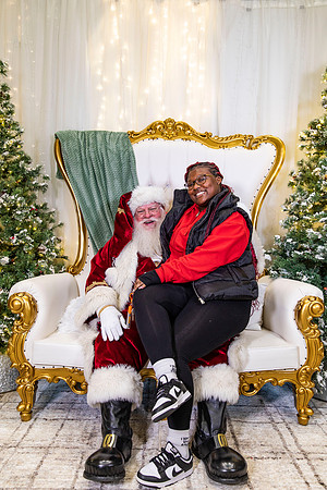 Photos with Santa_36