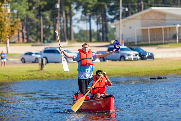 3CanoeRace_33