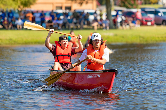 3CanoeRace_16