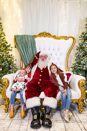 Photos with Santa_32