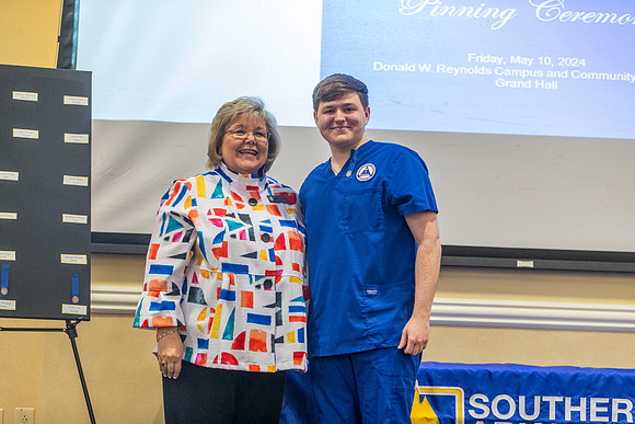NursingPinningSP24_64