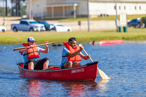 3CanoeRace_34