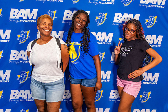 BAM 6-4_25