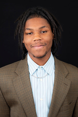 SP25 Career Closet Headshots 25