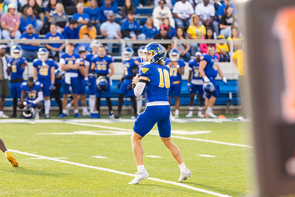 Football - Senior Day_27