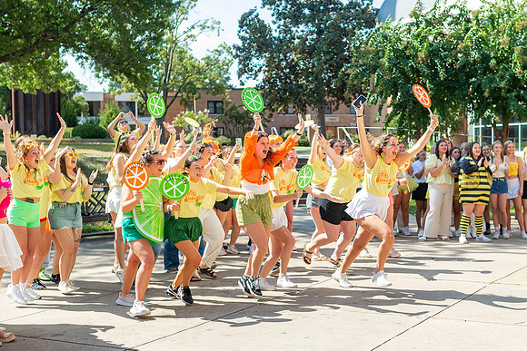 GirlsBidDay24_30