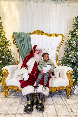 Photos with Santa_20